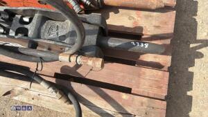 Hydraulic machine breaker c/w lines (25mm pins) - 3