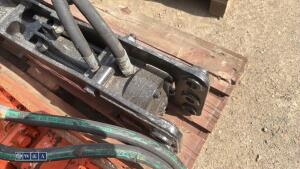 Hydraulic machine breaker c/w lines (25mm pins) - 5