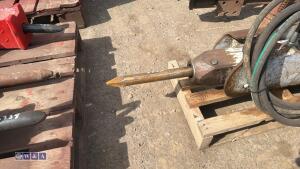Hydraulic machine breaker c/w lines (25mm pins) - 2
