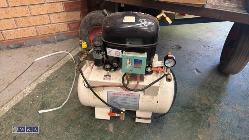 240v Compressor (white)