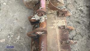 2ft digging bucket (30mm pins) - 4
