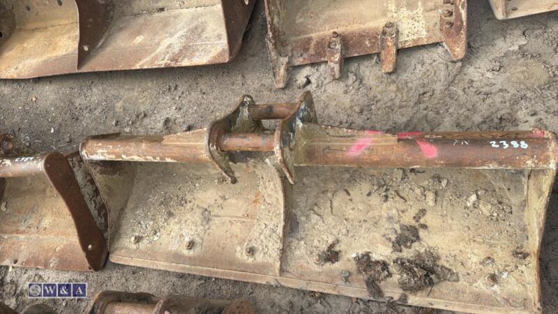46'' ditching bucket (40mm pins)