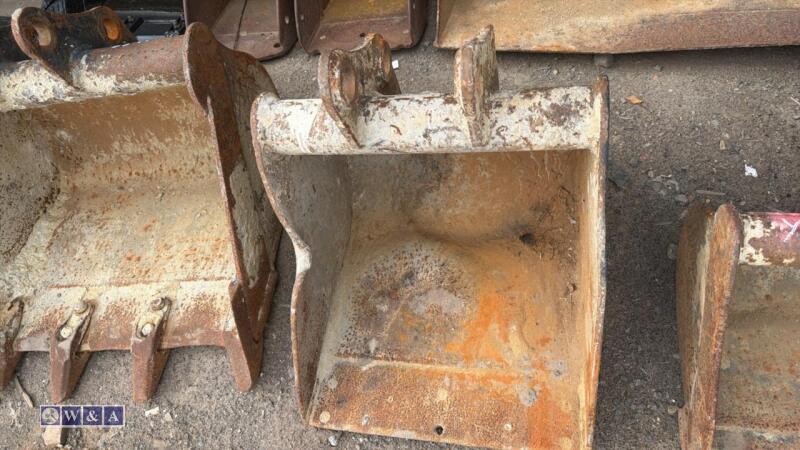 18'' digging bucket (35mm pins)