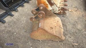 17'' digging bucket (30mm pins) - 3