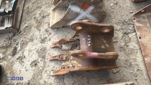 12'' digging bucket (35mm pins) - 3