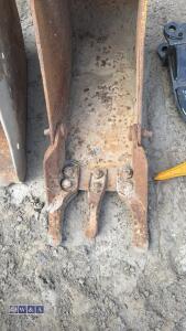 12'' digging bucket (45mm pins) - 2