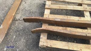 Pair of forklift tines - 3