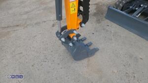 2026 CAPTOK 13D rubber tracked excavator (s/n 260439) with bucket, blade, piped & thumb (unused) - 17