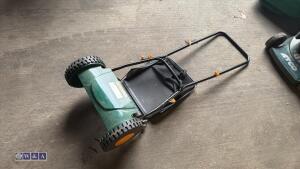 Manual push cylinder mower with collector - 4