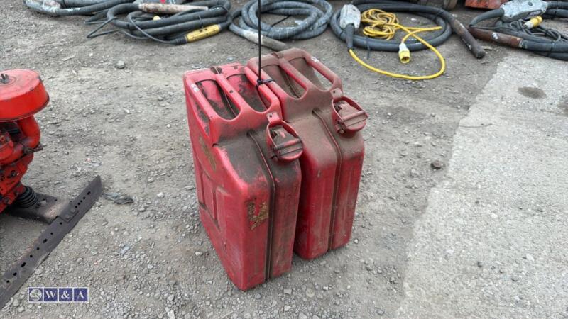 2 x 20ltr metal jerry cans