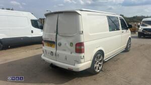 2006 VOLKSWAGEN TRANSPORTER camper conversion c/w pop top, 2 x gas hobs, sink, electric hook up, bike rack, rock & rolla bed (T5 YEP)(folder of history in office) - 6
