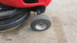 MTD RH115 B ride on mower - 12