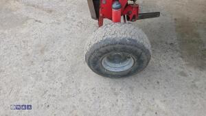 WESTWOOD S1400 petrol tractor - 9