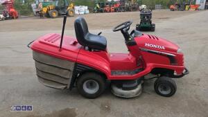 2010 HONDA 2315 petrol ride on mower c/w collector - 6