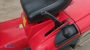 2010 HONDA 2315 petrol ride on mower c/w collector - 18