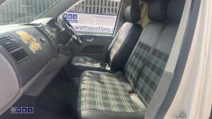 2006 VOLKSWAGEN TRANSPORTER camper conversion c/w pop top, 2 x gas hobs, sink, electric hook up, bike rack, rock & rolla bed (T5 YEP)(folder of history in office) - 33