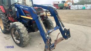 CASE INTERNATIONAL 4wd tractor c/w Bomford B3512 loader (H581 ETL) - 10