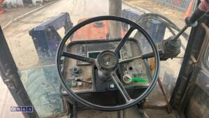 CASE INTERNATIONAL 4wd tractor c/w Bomford B3512 loader (H581 ETL) - 23