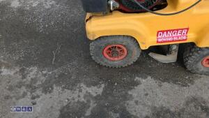 Petrol turf cutter - 9