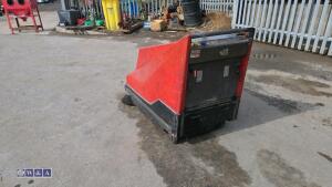 WALKER BROADLET battery driven pedestrian sweeper - 3