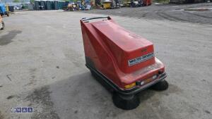 WALKER BROADLET battery driven pedestrian sweeper - 7