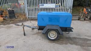2009 DOOSAN 7/20 75cfm fast tow compressor (s/n 122503) - 2