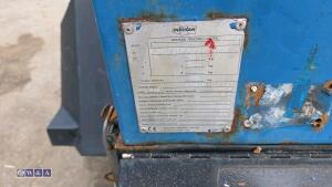 2009 DOOSAN 7/20 75cfm fast tow compressor (s/n 122503) - 18