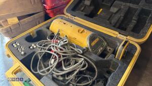 TOPCON pipe laser c/w case