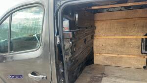 2015 VAUXHALL VIVARO 2900 SPORTIVE CDTI 6-speed manual diesel panel van (EY65 PKX)(MoT 29th October 2026)(V5 in office) - 14
