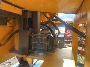 SCHLIESING 200ZX pto driven wood chipper - 13