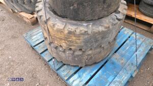 Pallet of forklift wheels & tyres - 2