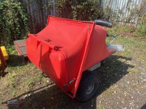 Towable paddock cleaner - 2
