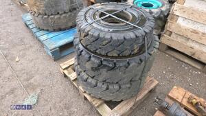Pallet of forklift wheels & tyres - 2