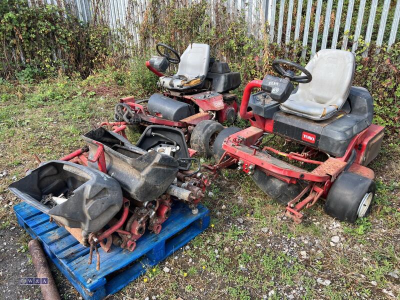 2 x TORO triple cylinder mower spares