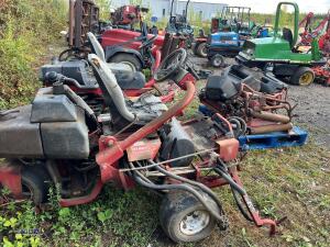 2 x TORO triple cylinder mower spares - 4
