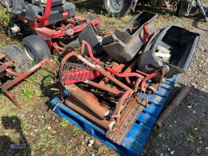 2 x TORO triple cylinder mower spares - 16