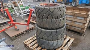 Pallet of forklift wheels & tyres - 2