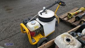 BRENDON petrol jet wash c/w hose, lance & suction hose