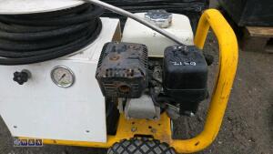 BRENDON petrol jet wash c/w hose, lance & suction hose - 5