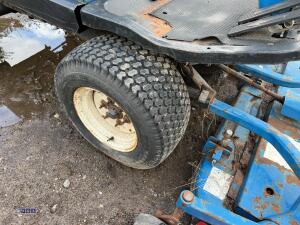 FORD CM224 4wd out-front mower - 8