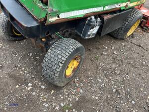 JOHN DEERE F1145 4wd out-front mower - 9