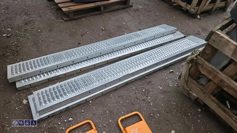 Pair of metal ramps