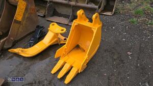 14'' digging bucket (40mm pins) (unused)