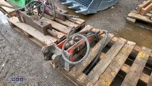 Hydraulic machine breaker c/w lines (30mm pins)(3243530) - 2