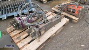 Hydraulic machine breaker c/w lines (30mm pins) - 3