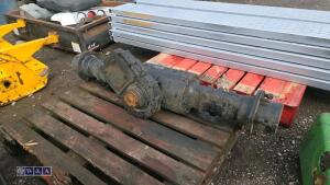 Spicer axle