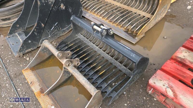 36'' rake riddle bucket to suit 0.75t excavator (25mm pins) (unused)