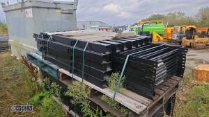 Bow top fencing (approx 10 x 2m x 1m panels, 11 x post & fixings) - 2