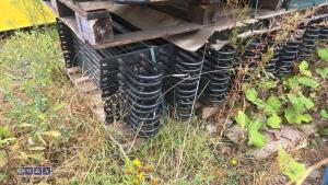 Bow top fencing (approx 10 x 2m x 1m panels, 11 x post & fixings) - 3