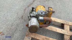 Hydraulic pump to suit MCCONNEL hedge cutter - 4